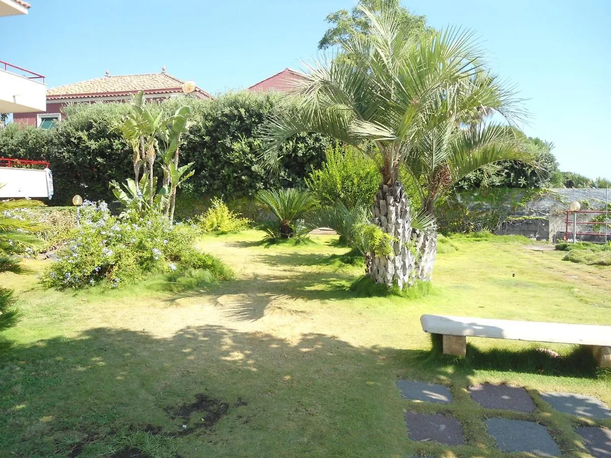 Aquamarine Home Riposto 0*,  Ιταλία